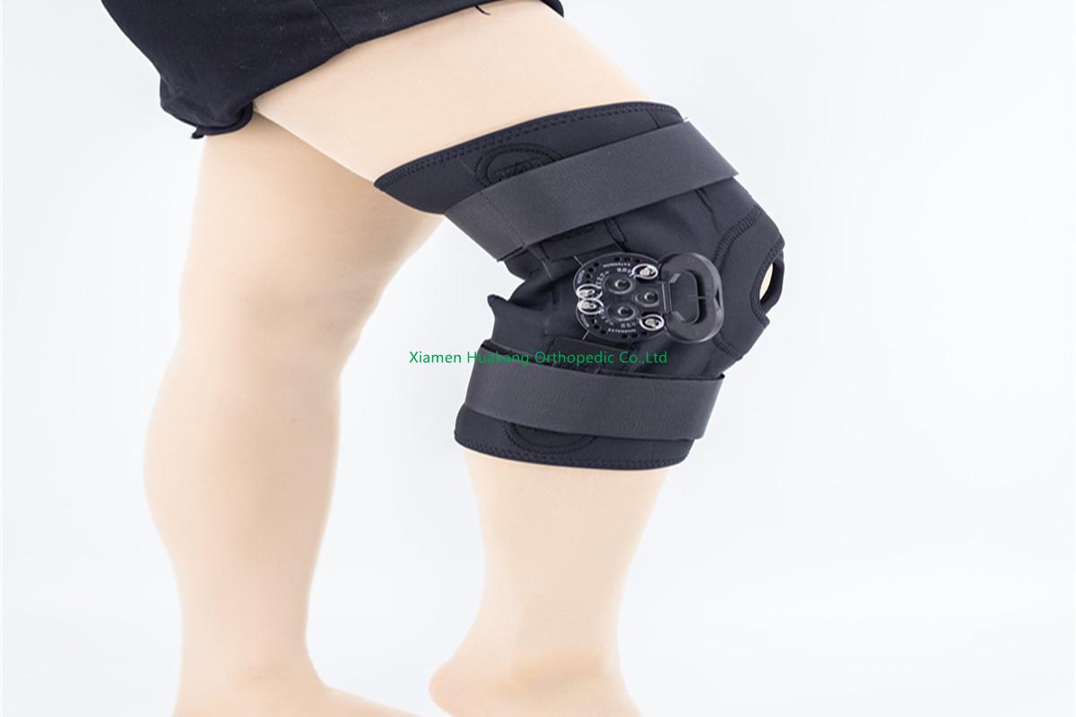 adjustable knee braces with roam mechanism